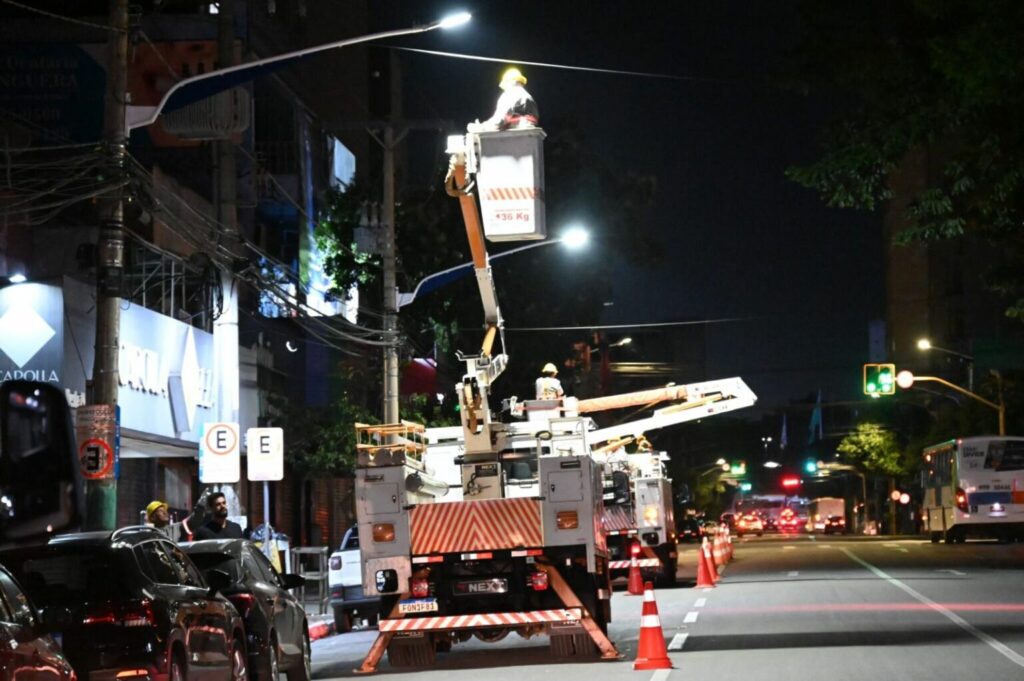 Goiânia amplia iluminação em corredores viários com tecnologia LED